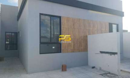 Casa a venda no Bairro de Mangabeira com 3 suites sendo uma reversivel.