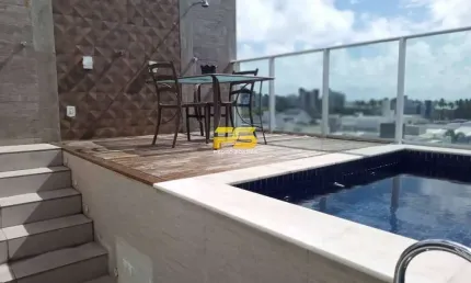 Alugo cobertura em Intermares com 3 quartos sendo 2 suites.