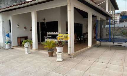 Casa com 6 quartos para Locação, Manaíra - João Pessoa
