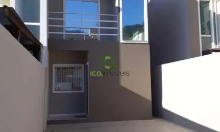 Sobrado para venda no bairro ipiranga! com 2 quartos, 01 banheiro, 01 lavabo.