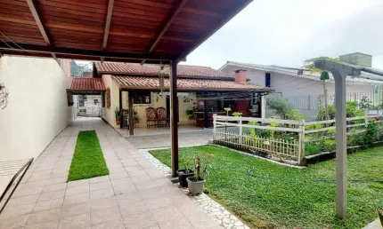 Casa à Venda no Villa Dourada Bairro Bela Vista São José