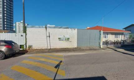 Terreno à venda no Barreiros, São José 