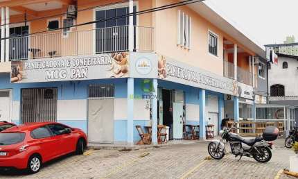 PRÉDIO DE 400M² COMERCIAL E RESIDENCIAL EM SÃO JOSÉ FLORIANÓPOLIS
