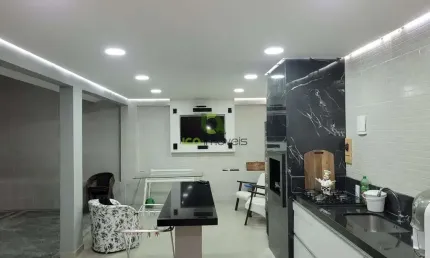 Casa Espetacular à Venda no Bairro Forquilhas, São José - SC