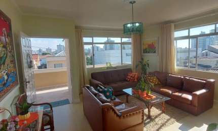 Casa para venda com 6 quartos em Florianópolis Estreito.