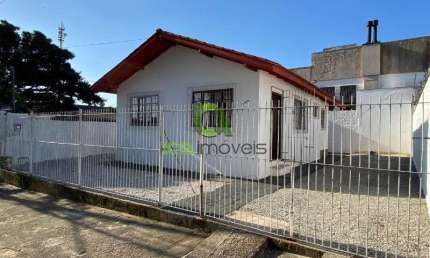 Casa com 2 quartos para alugar no Estreito, Florianópolis 