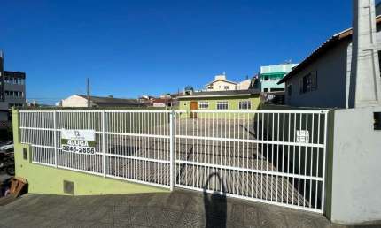 Casa com 2 quartos para alugar na Bela Vista, São José 
