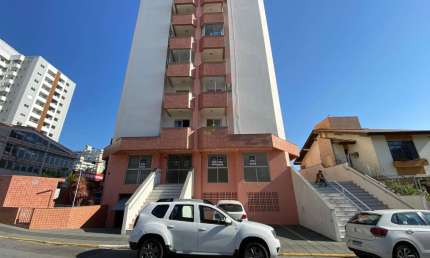 Apartamento com 1 quarto para alugar no Barreiros, São José 