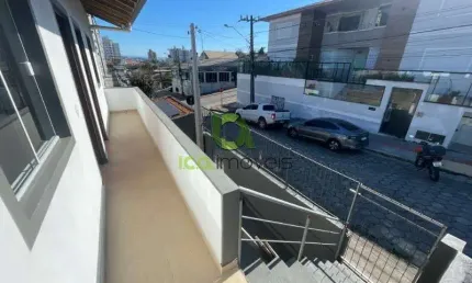 Kitnet / Stúdio para alugar no Barreiros, São José 