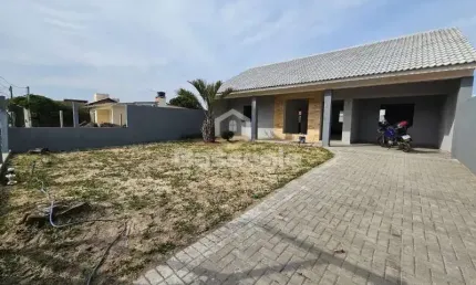 Casa com 3 quartos a 100 metros do mar em nova tramandaí