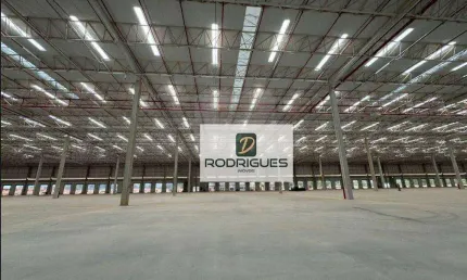 Galpão para alugar, 4587 m² por R$ 137.614,40/mês - Parque São Vicente - Mauá/SP