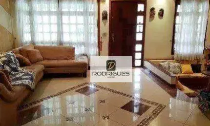 Sobrado com 4 dormitórios à venda, 257 m² por R$ 950.000,00 - Santa Terezinha - São Bernardo do Campo/SP