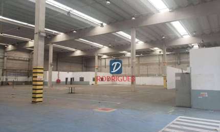 Galpão para alugar, 5320 m² por R$ 75.000,00/mês - Canhema - Diadema/SP