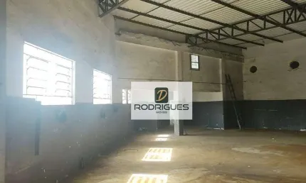 Galpão para alugar, 375 m² por R$ 10.000/mês - Jardim Ruyce - Diadema/SP