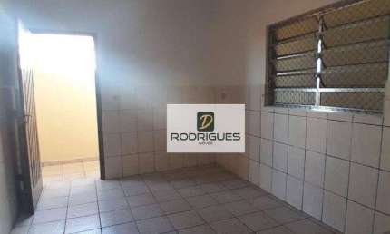 Casa com 2 dormitórios para alugar, 60 m² por R$ 1.400,00/mês - Canhema - Diadema/SP