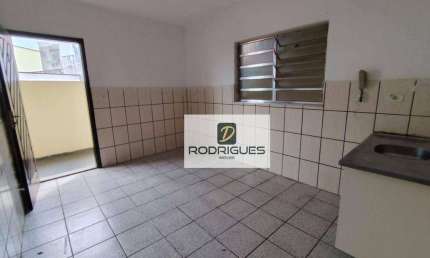 Casa com 2 dormitórios para alugar, 60 m² por R$ 1.500,00/mês - Canhema - Diadema/SP