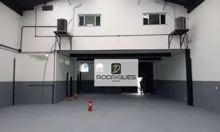Galpão, 636 m² - venda por R$ 2.500.000 ou aluguel por R$ 15.000/mês - Vila Santa Luzia - São Bernardo do Campo/SP