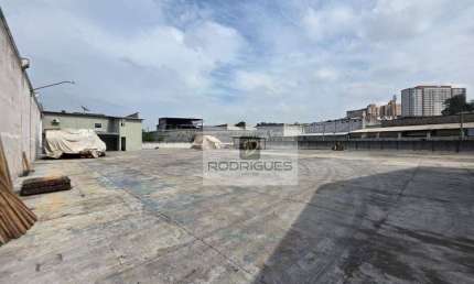 Galpão para alugar, 676 m² por R$ 40.000/mês - Jardim Bandeirante - Diadema/SP