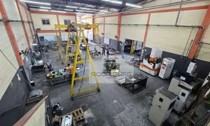 Galpão para alugar, 690 m² por r$ 13.300/mês - conceição - diadema/sp