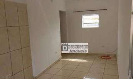 Casa com 1 dormitório para alugar, 40 m² por R$ 943,07/mês - Serraria - Diadema/SP