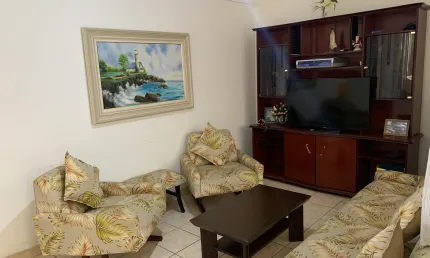 Apartamento à venda: 02 dormitórios no bairro da Aviação/Praia Grande.