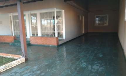MARIAH IMÓVEIS VENDE Casa na Quadra 22 do Setor Leste do Gama/DF!!