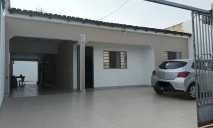 !! mariá imóveis vende excelente casa no setor leste do gama !!