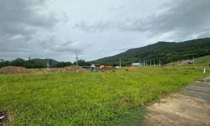 Terreno à venda na Rua Rio Amazonas, 1, Rio Pequeno, Camboriú, 300 m2 por R$ 450.000