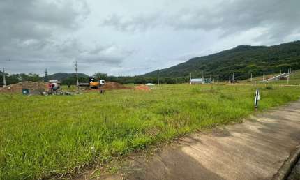 Terreno à venda na Rua Rio Amazonas, 1, Rio Pequeno, Camboriú, 300 m2 por R$ 450.000