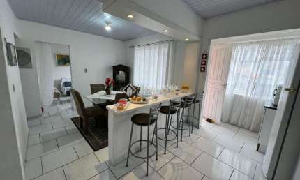 Casa com 2 quartos à venda na Rua Agrolândia, 1150, Jardim Iate Clube, Balneário Camboriú, 252 m2 por R$ 1.500.000
