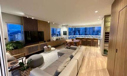 Cobertura com 4 quartos à venda na Rua 1101, 324, Centro, Balneário Camboriú, 240 m2 por R$ 4.700.000