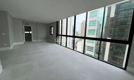 Apartamento com 4 quartos à venda na Rua 600, 250, Centro, Balneário Camboriú, 135 m2 por R$ 2.700.000