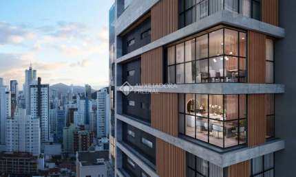 Apartamento com 3 quartos à venda na Rua Alípio Evilásio Meirinho, 539, Pioneiros, Balneário Camboriú, 129 m2 por R$ 2.637.830