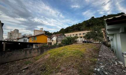 Terreno à venda na Rua Figueira, 324, Tabuleiro (Monte Alegre), Camboriú, 312 m2 por R$ 990.000