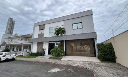Casa em condomínio fechado com 4 quartos à venda na Rua Emanuel Rebelo dos Santos, 500, Barra, Balneário Camboriú, 250 m2 por R$ 2.950.000