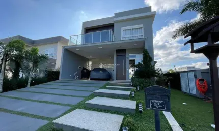 Casa em condomínio fechado com 3 quartos à venda na Rua Ivo José Rebello, 610, Santa Regina, Camboriú, 289 m2 por R$ 3.200.000