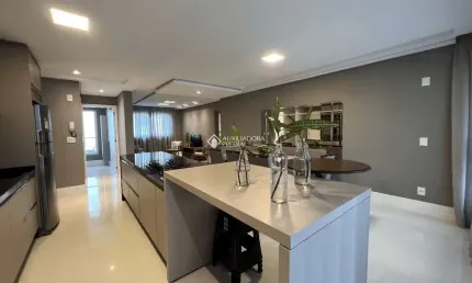 Apartamento com 3 quartos à venda na Rua Isidoro Caetano, 212, Pioneiros, Balneário Camboriú, 163 m2 por R$ 2.500.000