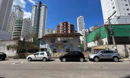 Terreno à venda na Rua Jacob Schmidt, 315, Pioneiros, Balneário Camboriú, 250 m2 por R$ 3.500.000