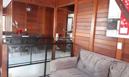 Casa com 3 quartos à venda na Rua Raul Machado, 715, Cidade Nova, Itajaí, 320 m2 por R$ 800.000