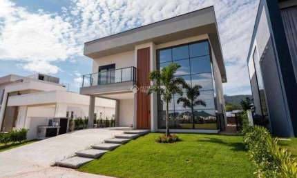 Casa em condomínio fechado com 3 quartos à venda na Rua Ivo José Rebello, 610, Santa Regina, Camboriú, 314 m2 por R$ 4.500.000