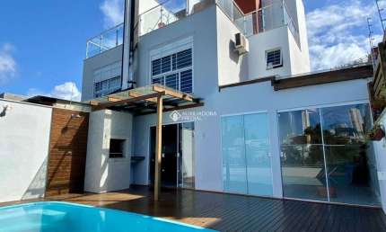 Casa com 3 quartos à venda na Rua Juruva, 205, Ariribá, Balneário Camboriú, 175 m2 por R$ 2.200.000