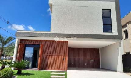 Casa em condomínio fechado com 4 quartos à venda na Rua José Francisco Bernardes, 3300, Areias, Camboriú, 340 m2 por R$ 3.500.000