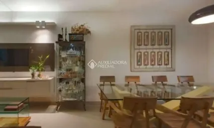 Casa em condomínio fechado com 6 quartos à venda na Avenida Presidente Kennedy, 3000, Vila Madeira, Nova Lima, 300 m2 por R$ 1.580.000