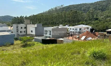 Terreno à venda na Santa Zélia, São Francisco de Assis, Camboriú, 696 m2 por R$ 1.400.000