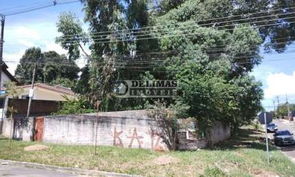 TERRENO DE ESQUINA COM 448 M² NO SANTA QUITÉRIA – CURITIBA