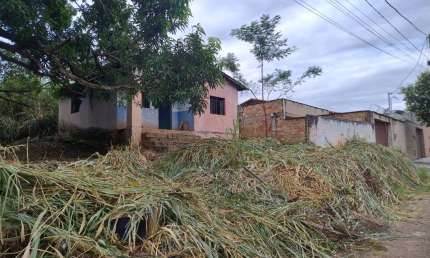 Terreno à venda na Rua dos Amazonenses, Qd 110 Lt, Jardim Balneário Meia Ponte, Goiânia