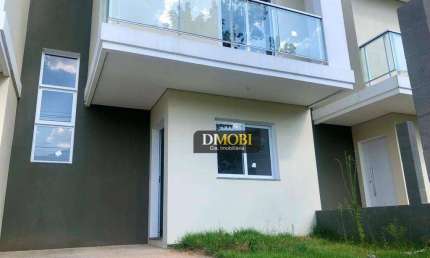 Sobrado com 2 dormitórios para alugar, 78 m² por R$ 2.865,00/mês - Renascença - Gravataí/RS