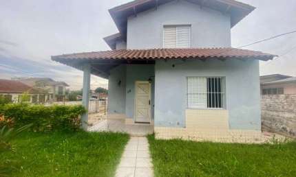 Sobrado com 2 dormitórios para alugar, 149 m² por R$ 2.500,00/mês - Jansen - Gravataí/RS