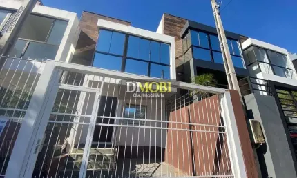 Sobrado com 2 dormitórios à venda, 76 m² por R$ 318.000,00 - Renascença - Gravataí/RS