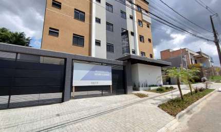 Apartamento novo com 3 quartos, sendo uma suíte e 2 vagas de garagem, à venda no bairro São Cristóv